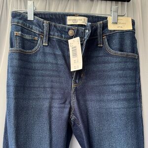 Abercrombie & Fitch skinny high rise jeans NWT 4r